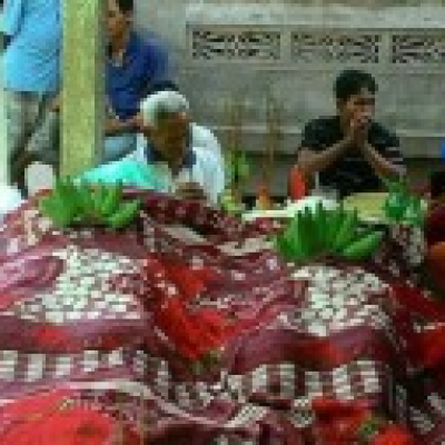 Hai cha con chết đuối khi tập bơi
