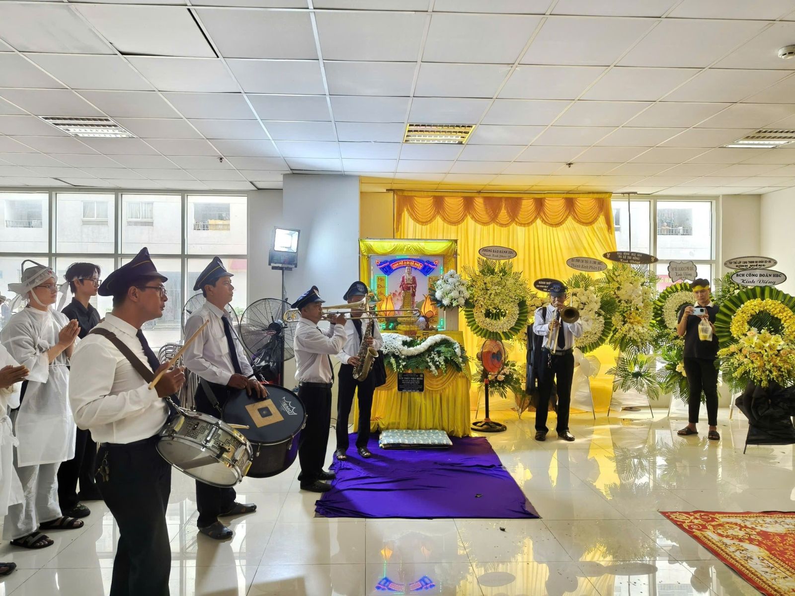 Dịch vụ thuê ban nhạc Tây