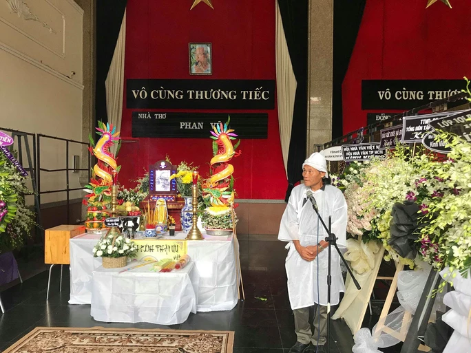 Tiễn biệt nhà thơ Phan Vũ