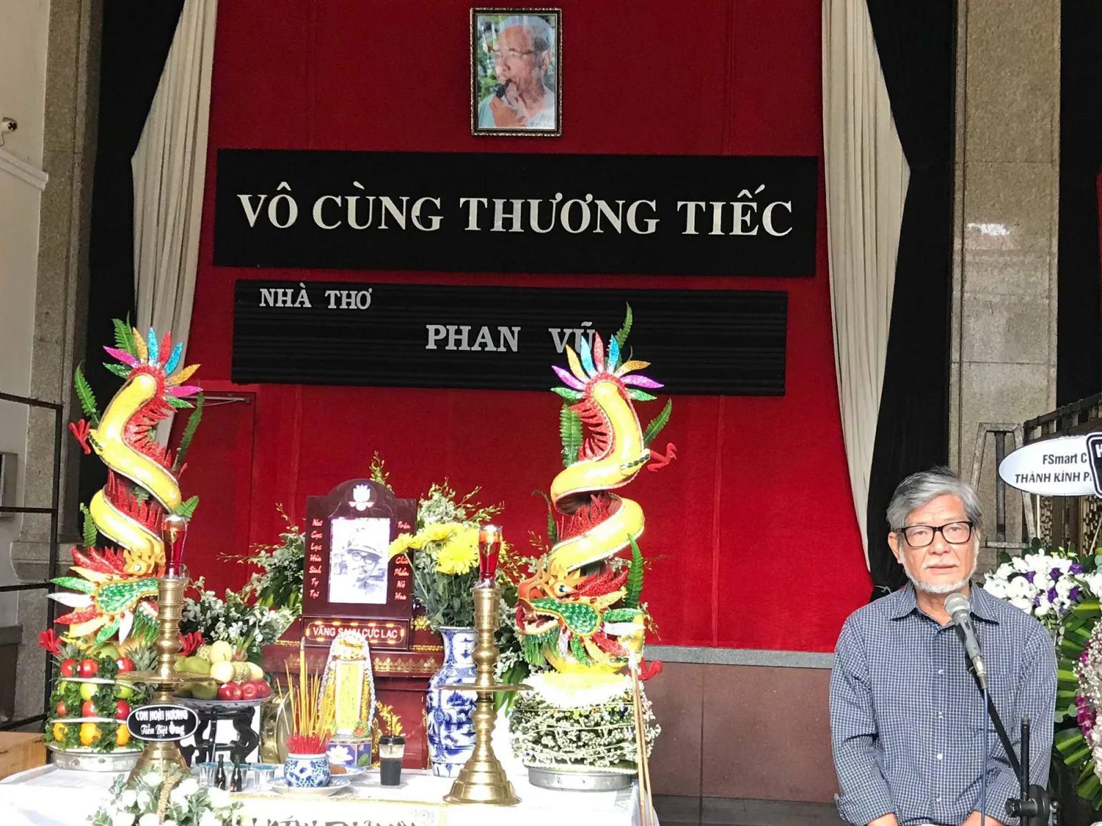 Tiễn biệt nhà thơ Phan Vũ